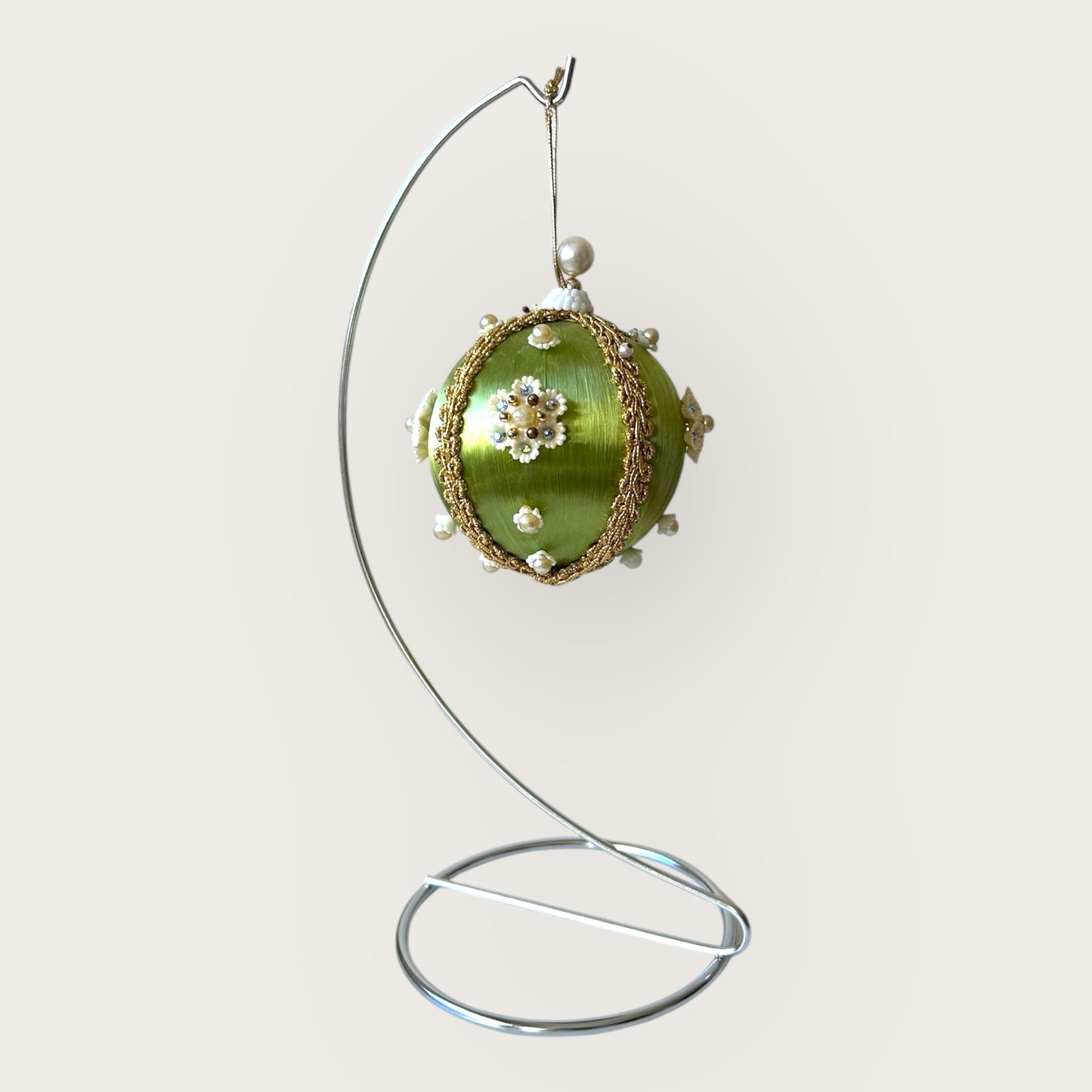 vintage Versailles ornament