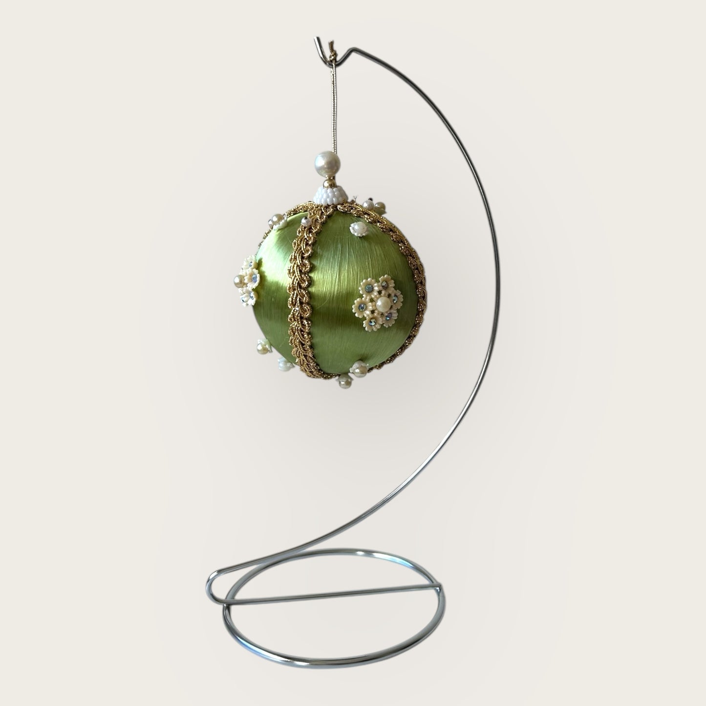 vintage Versailles ornament