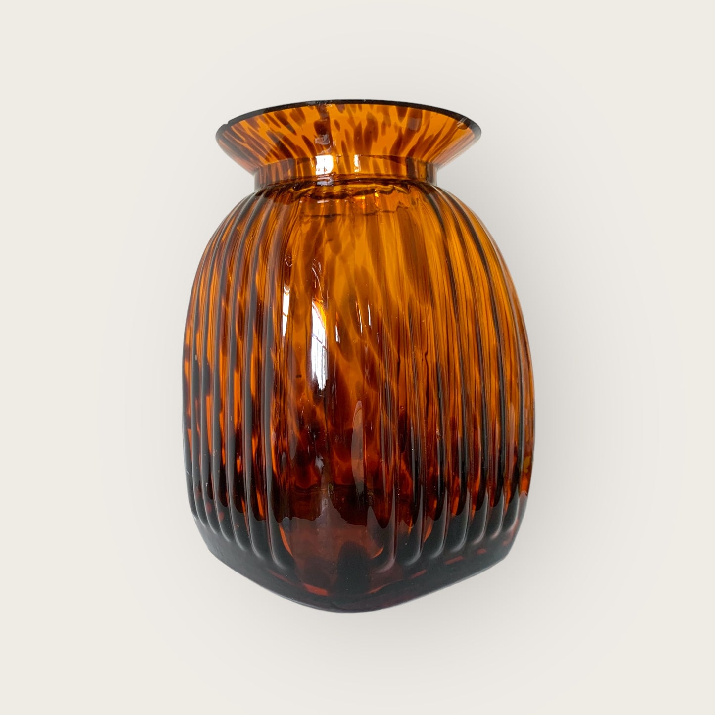 the lyla tortoise vase