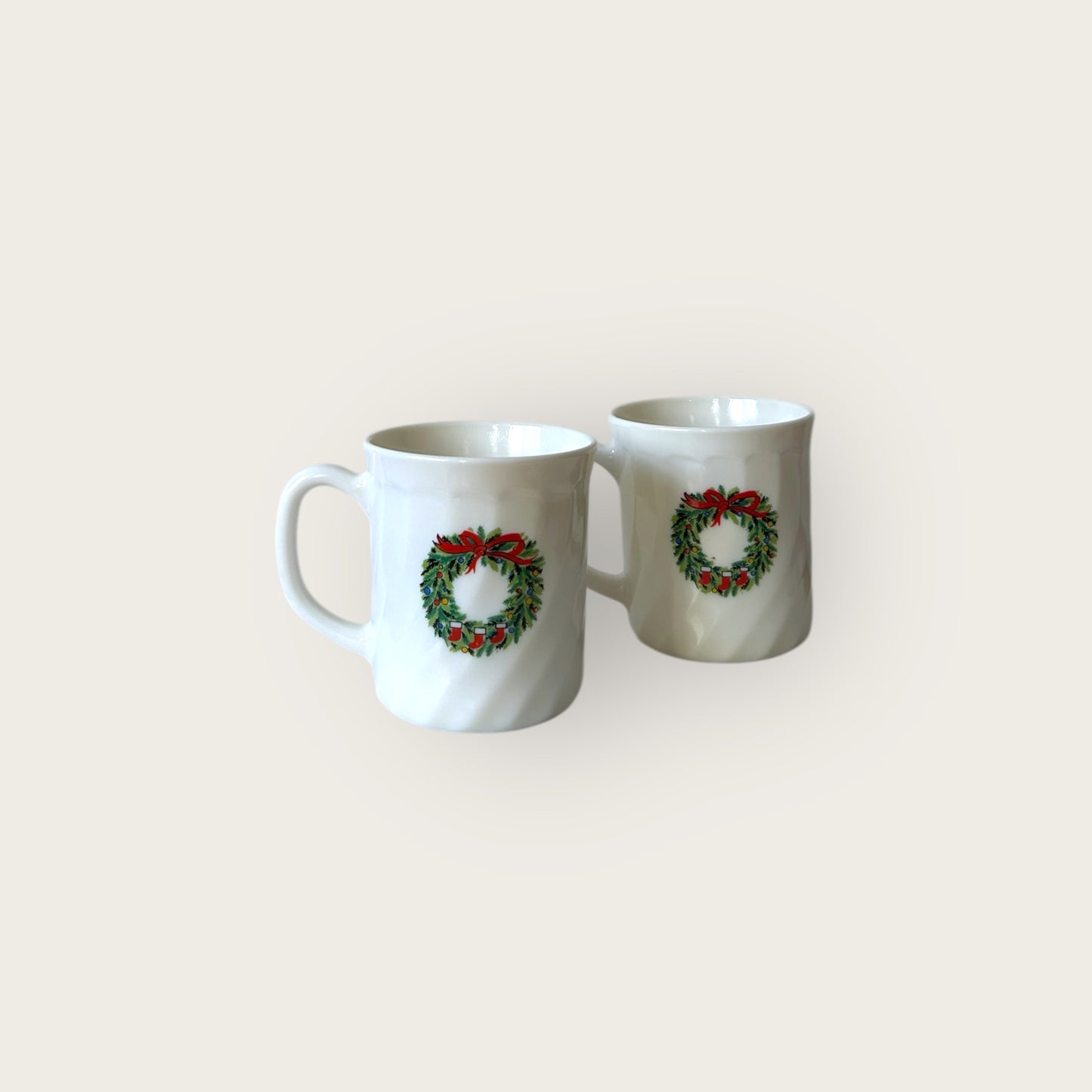 vintage christmas mugs