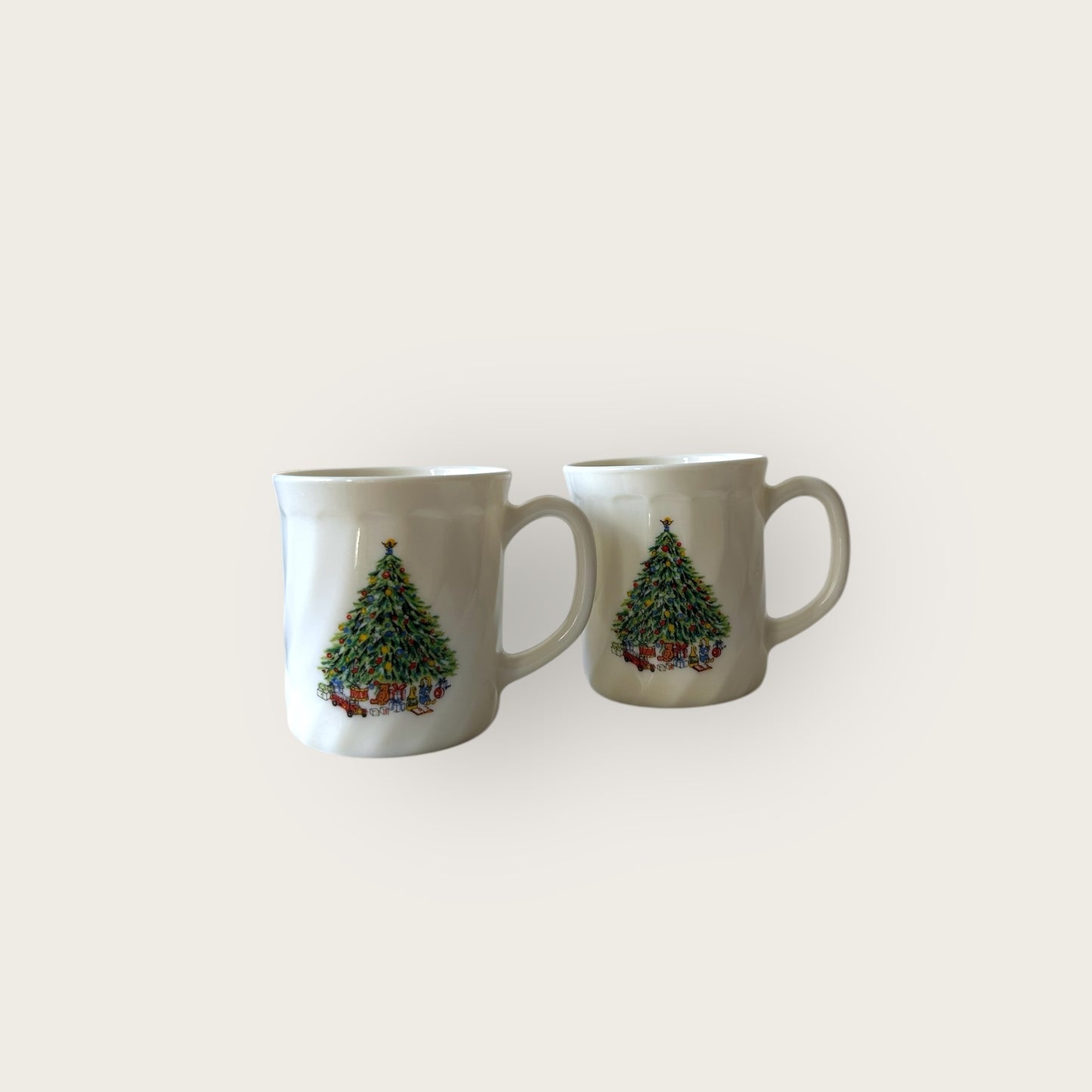 vintage christmas mugs