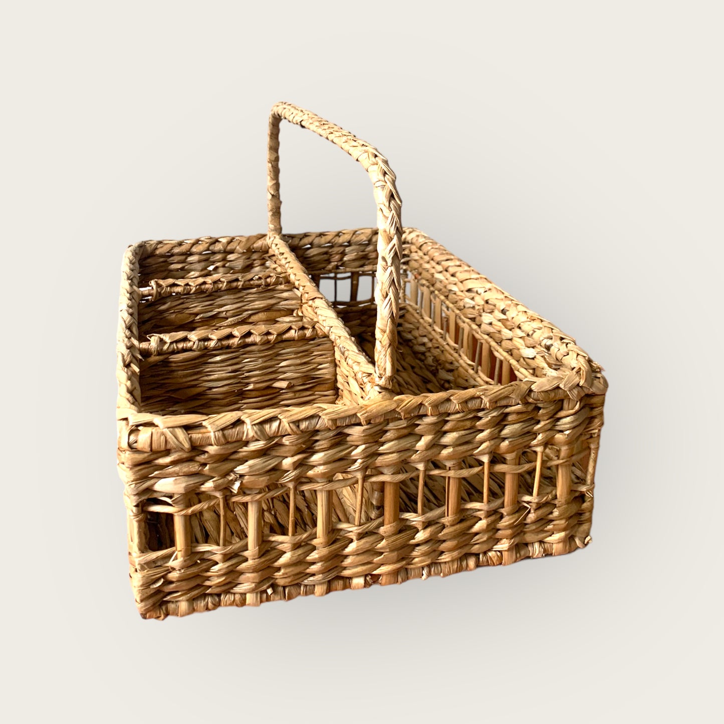 woven silverware caddy