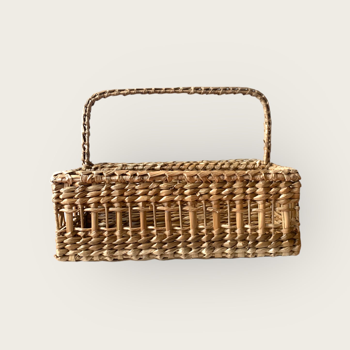 woven silverware caddy