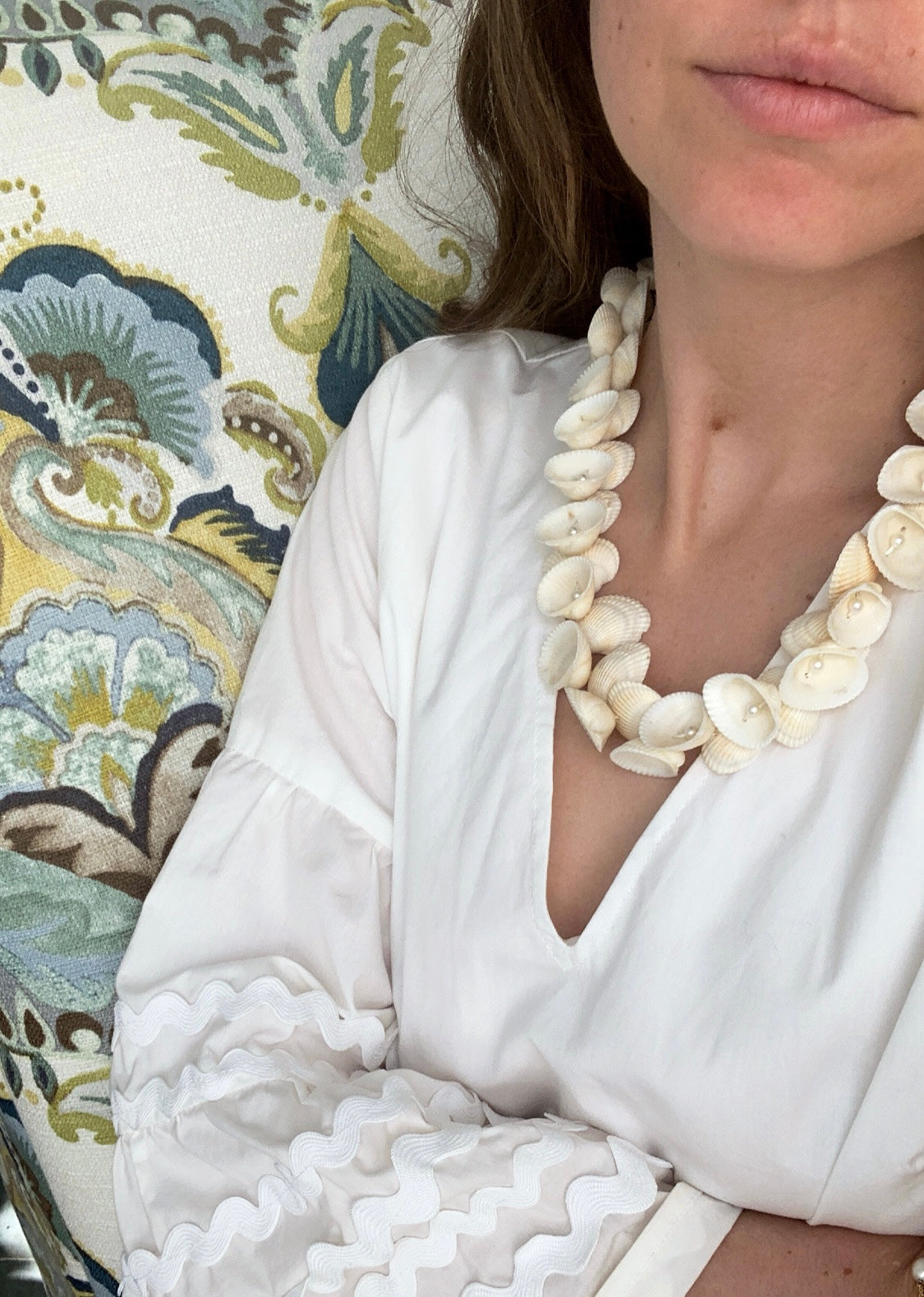 the pearl shell necklace